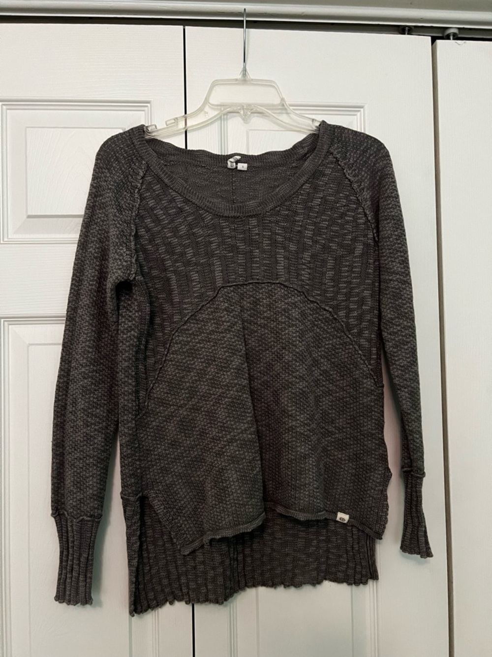 Rip Curl Gray Knit Pullover Sweater